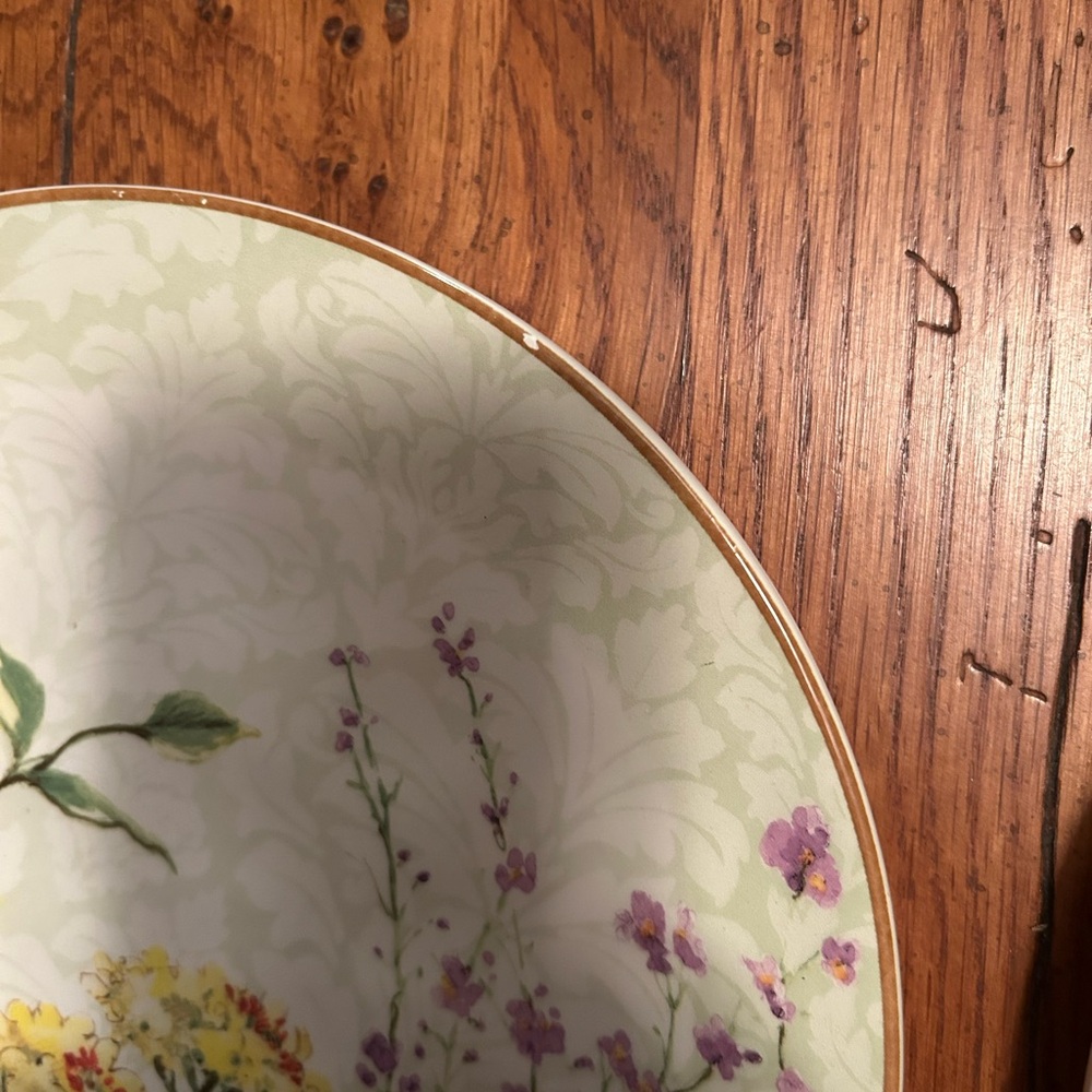 Floral Patterned Plates - Picture 4 of 6